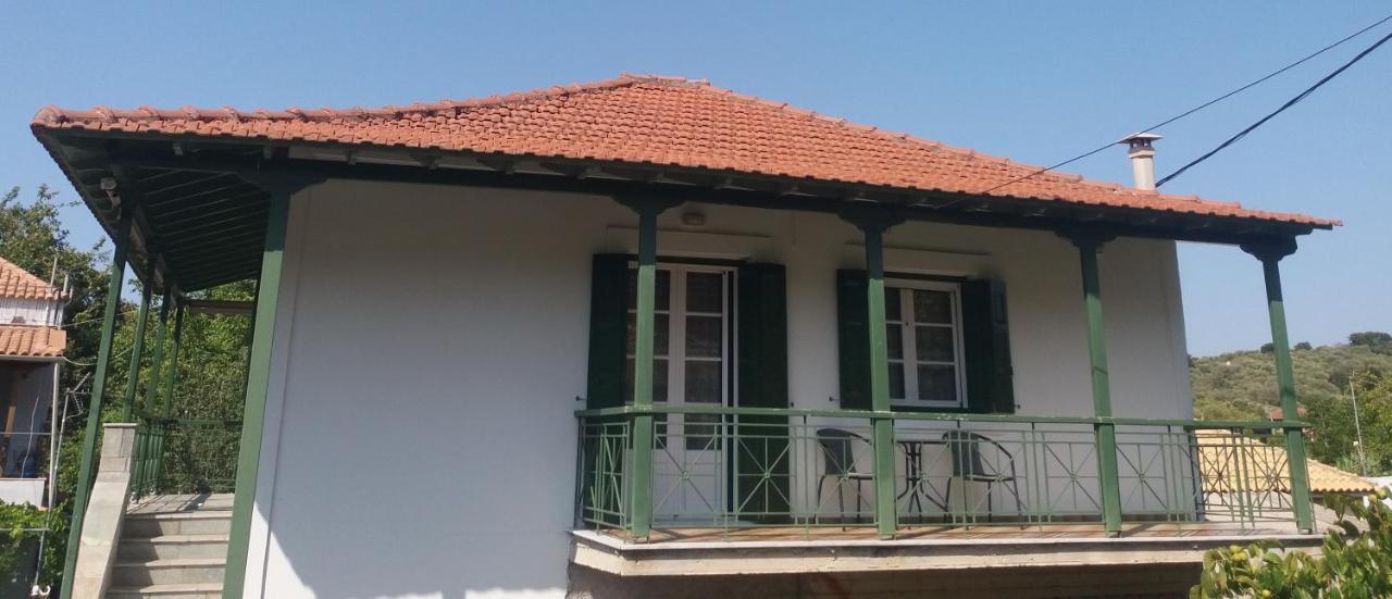 Anesis Villa Asprogerakata ภายนอก รูปภาพ